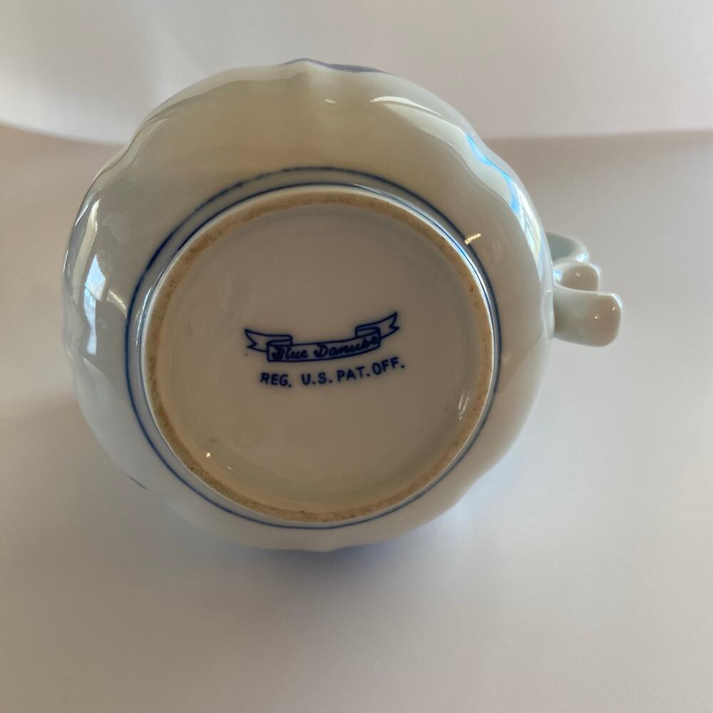 Blue Danube Pitcher No Lid Small Chip Inside Rim Displays Well Vintage Banner - Picture 11 of 16